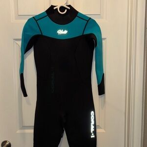 New Hevto Coral I Women’s Size Small Full Length Wetsuit